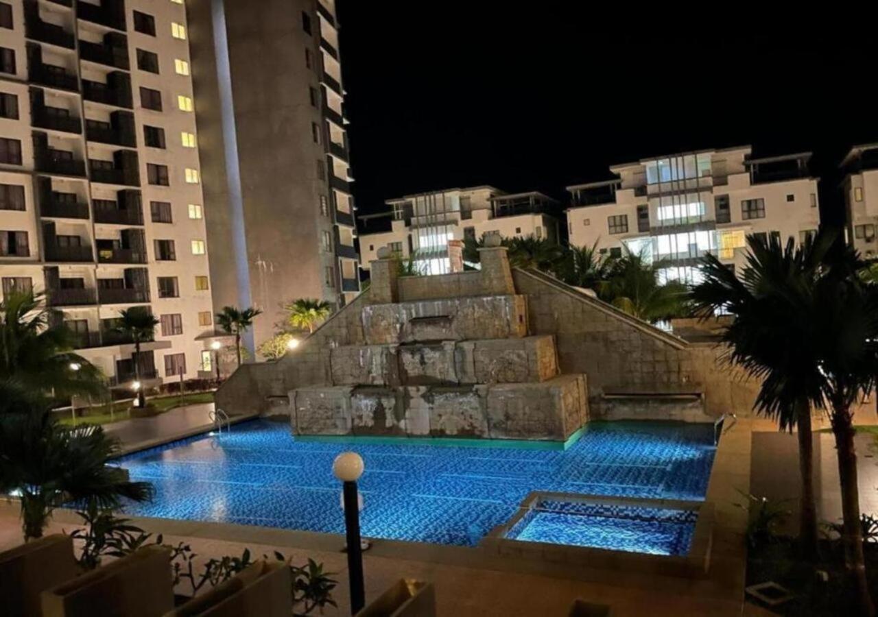 Nature Home 2 - Swiss Garden Resort Residences Beachfront Villa Kuantan Exterior foto